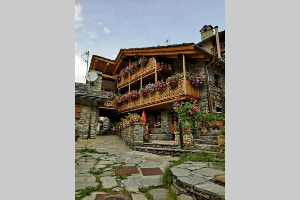 Maison Dégioz Esterno foto